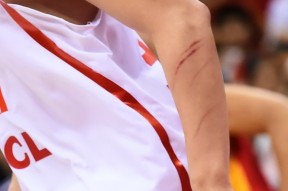 德国杯赛后再迎强敌，浙江稠州官宣签约，主帅态度——媒体盛赞，更衣室氛围转暖的简单介绍-亚博娱乐平台